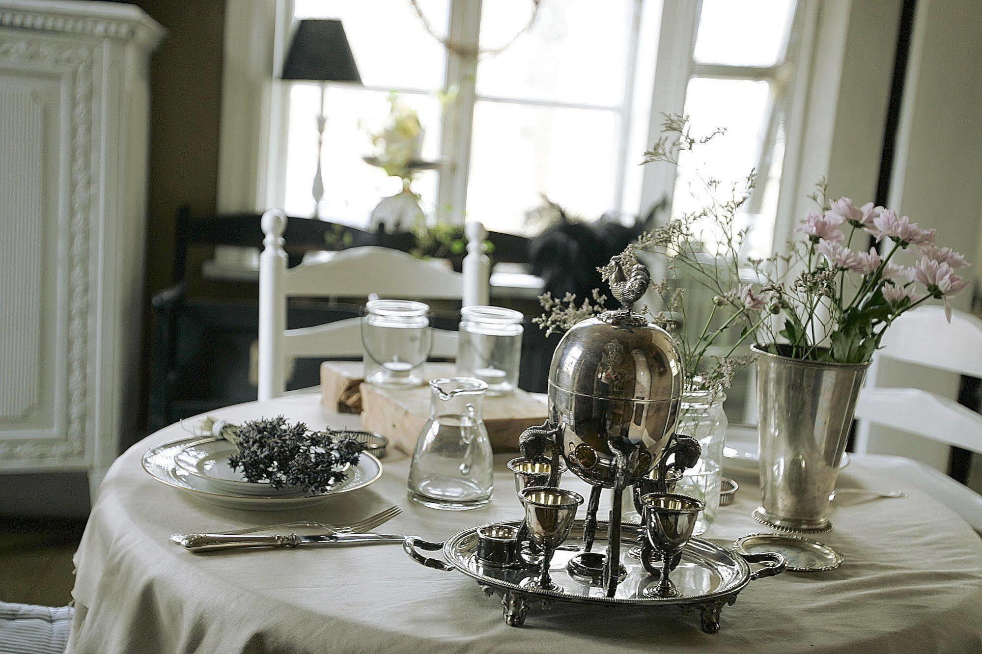 Bed and Breakfast Aeppelgarden Mariestad Zewnętrze zdjęcie