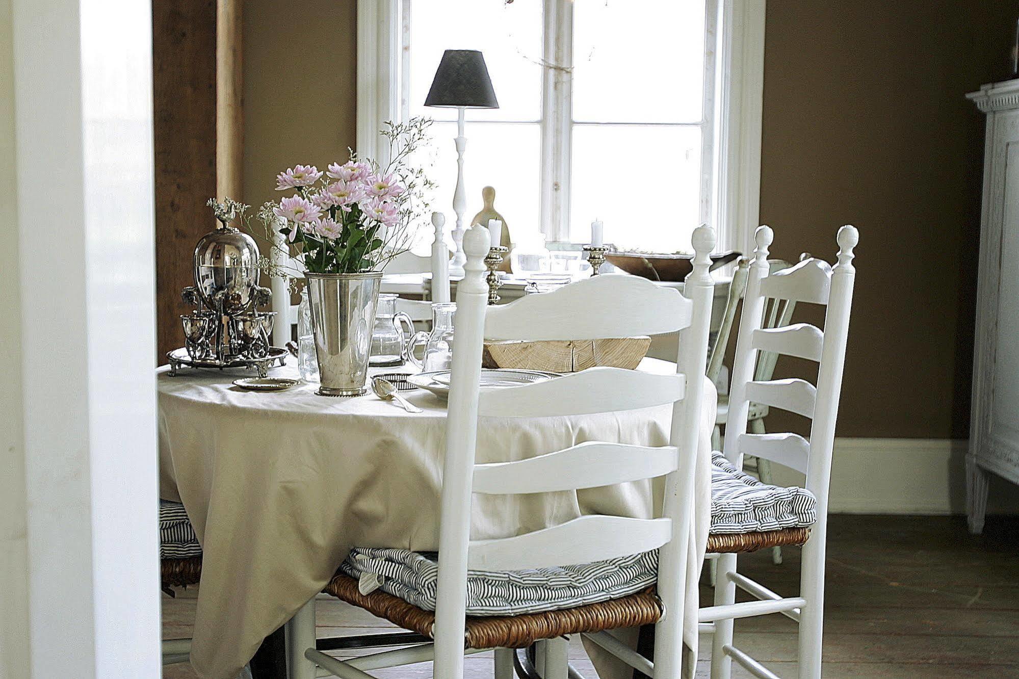 Bed and Breakfast Aeppelgarden Mariestad Zewnętrze zdjęcie
